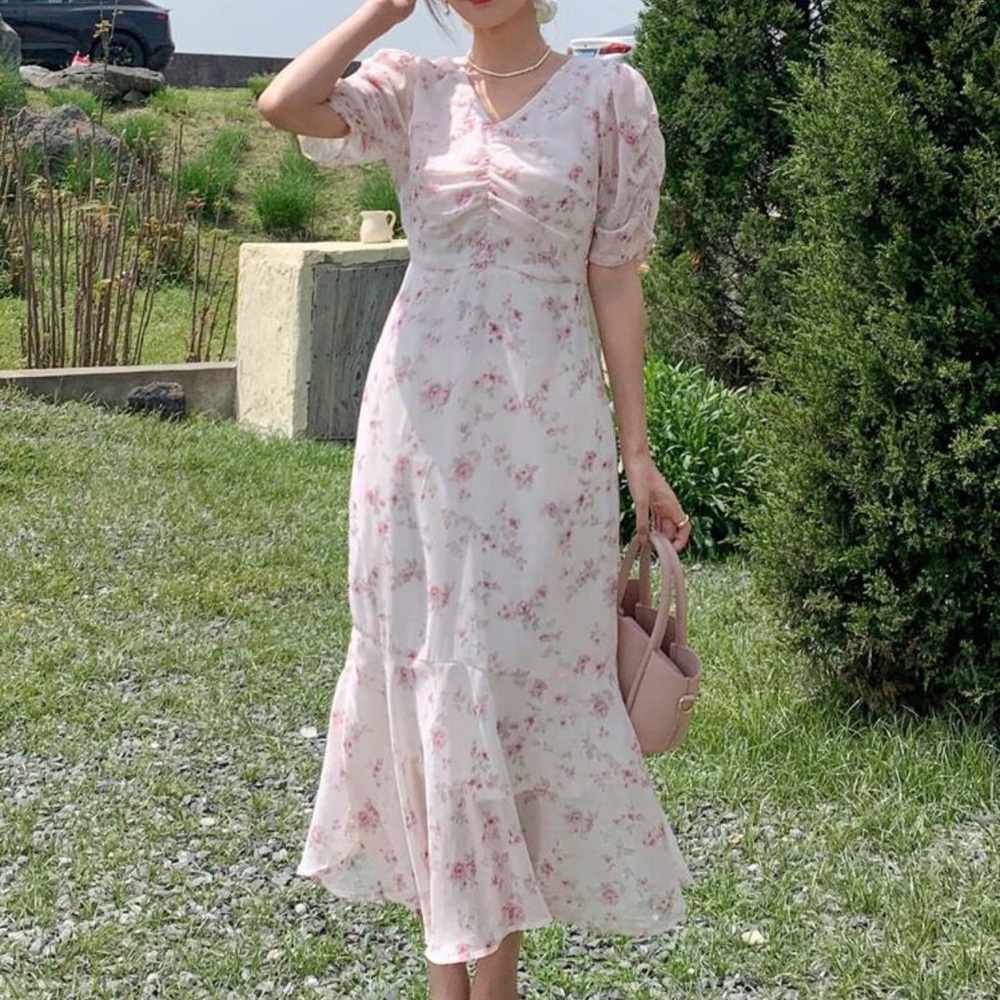 Dazy soft pink florals midi dress